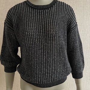 Peserico sweater with lurex 3/4 sleeves . Sz. 42, made in Italy.